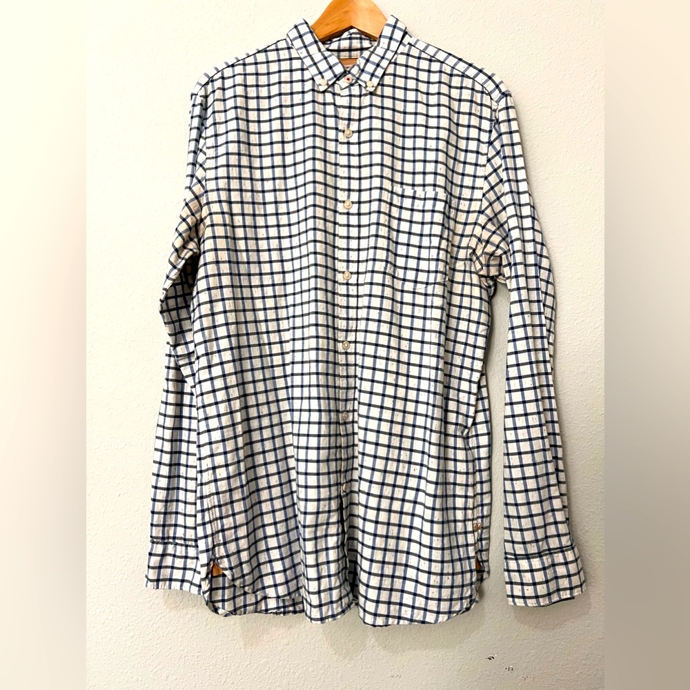 Banana Republic slim fitting button-down